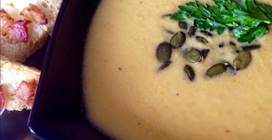 Легкий и солнечный тыквенный суп-пюре
