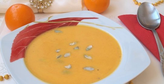 Тыквенно-мандариновый суп с имбирём