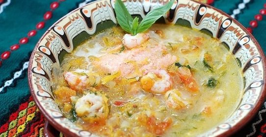 Рыбный суп с морепродуктами