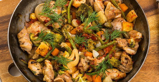 Куриная поджарка с овощами и травами: пошаговый рецепт