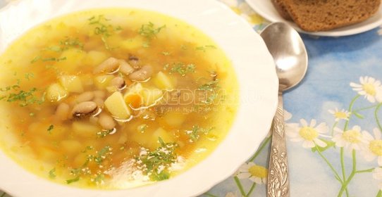 Суп с фасолью