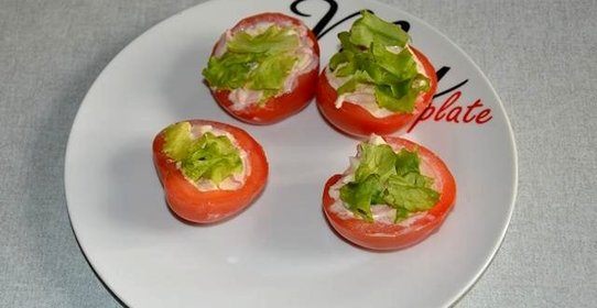 Салат в помидорах