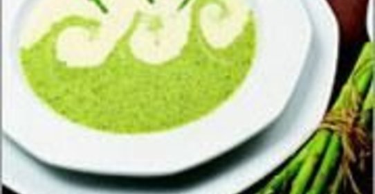 Крем-суп из зеленой и белой спаржи