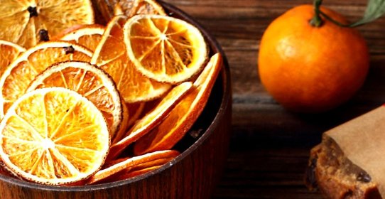Сушеные апельсины с гвоздикой