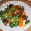 Пикантный салат с грибами и тыквой