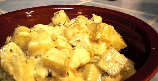 Картошка в духовке под соусом
