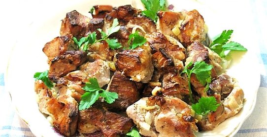 Мясо в кефире в духовке