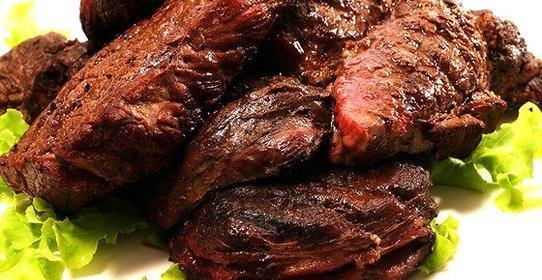 Баранья нога на гриле с травами