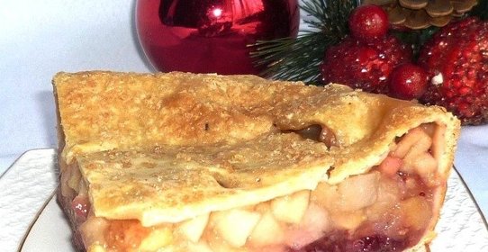 Пирог с яблоками и клюквой