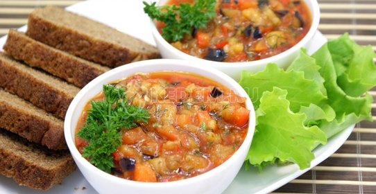 Овощное рагу с баклажанами