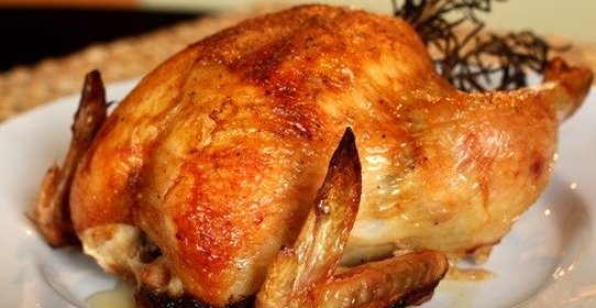 Целая курица в мультиварке