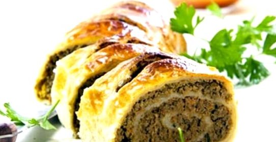 Рулет из слоеного теста