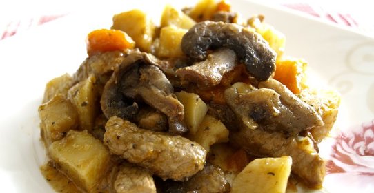 Рагу с мясом и грибами