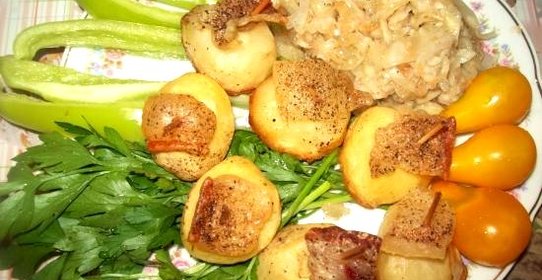 Картофель в духовке с салом