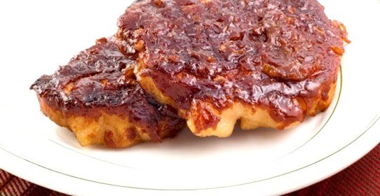 Свиные отбивные в деревенском соусе