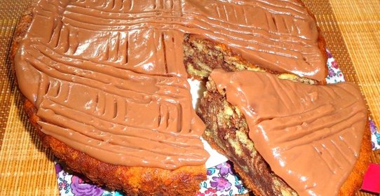 Пирог Зебра со сгущенкой