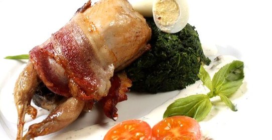 Перепел со шпинатом