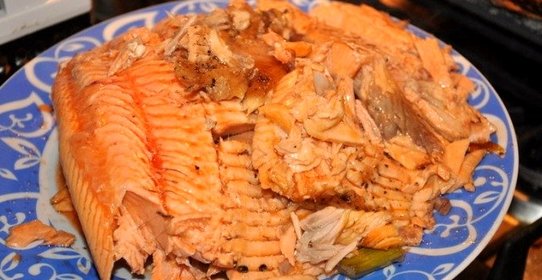 Форель, запеченная в соли