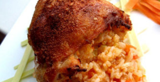 Куриные окорочка, фаршированные рисом с овощами