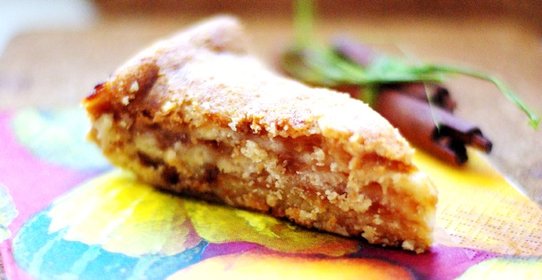 Яблочный пирог с манкой