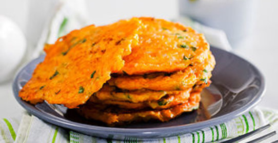 Драники из моркови в мультиварке