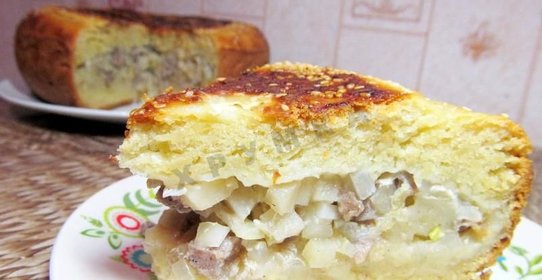 Пирог с мясом и картошкой в мультиварке