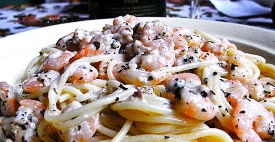 Паста с креветками в чесночно-сливочном соусе