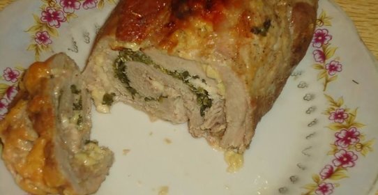 Мясной рулет с сыром