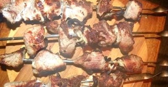 Шашлык в луковом маринаде