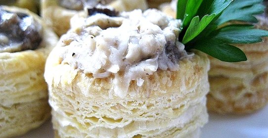 Волованы с начинкой