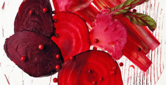 Алые лепестки