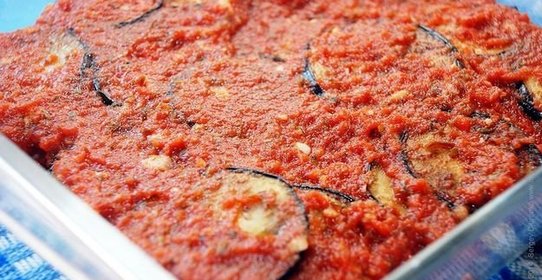 Печеные овощи в томатном соусе