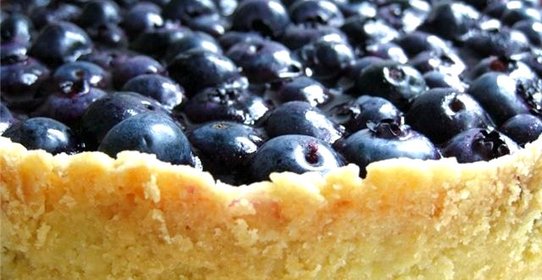 Песочный пирог с ягодами