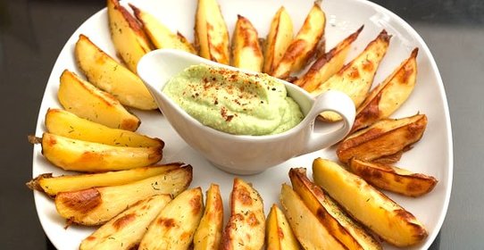 Печеный картофель в мультиварке