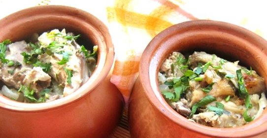 Курица в кефире с овощами