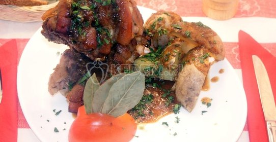 Свиная рулька в духовке