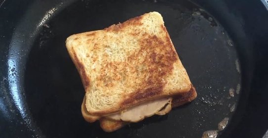 Тосты на завтрак