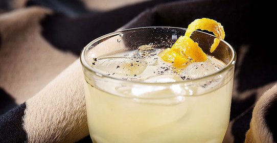 Салат с курицей, шампиньонами и стручковой фасолью