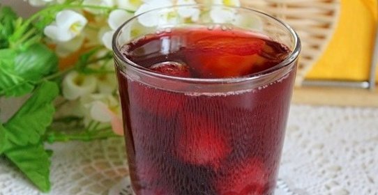 Фруктово-ягодный компот