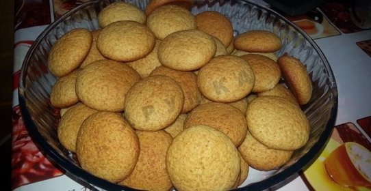 Медовое песочное печенье