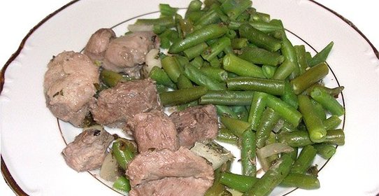 Баранина, кусочками запеченная в духовке