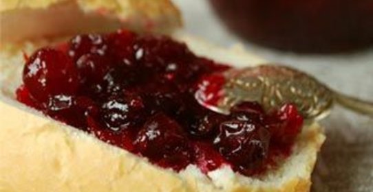 Клюквенное желе с цедрой, корицей и портвейном