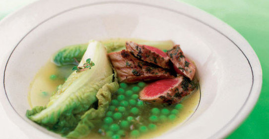 Зеленый горошек с салатом ромэн и тимьяном