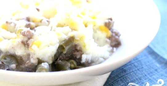 Картофельный пирог с соусом