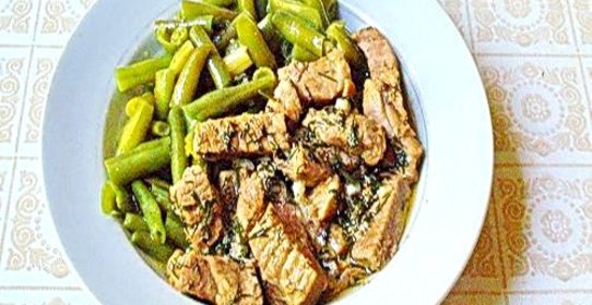 Свинина с карри и стручковой фасолью