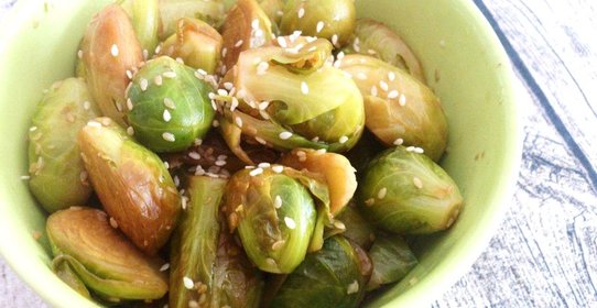Брюссельская капуста с соевым соусом