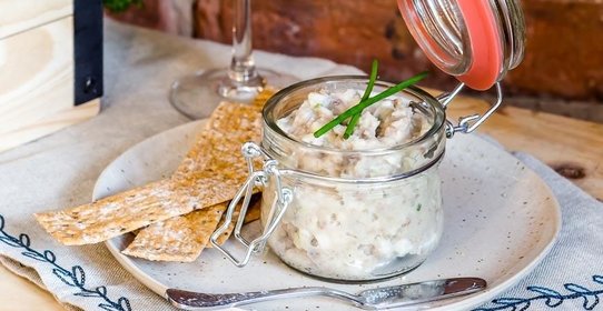 Форшмак с тостами