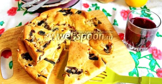 Пирог заливной с капустой и грибами