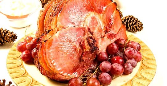 Ветчина в глазури из бурбона, патоки и орехов пекан