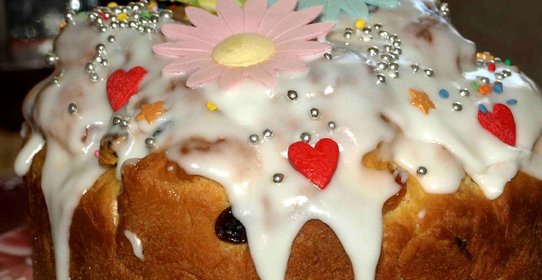 Кулич с изюмом на опаре